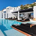 Psarou Black Villas
