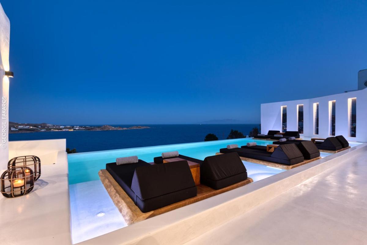 Villa Psarou Black Mykonos Town