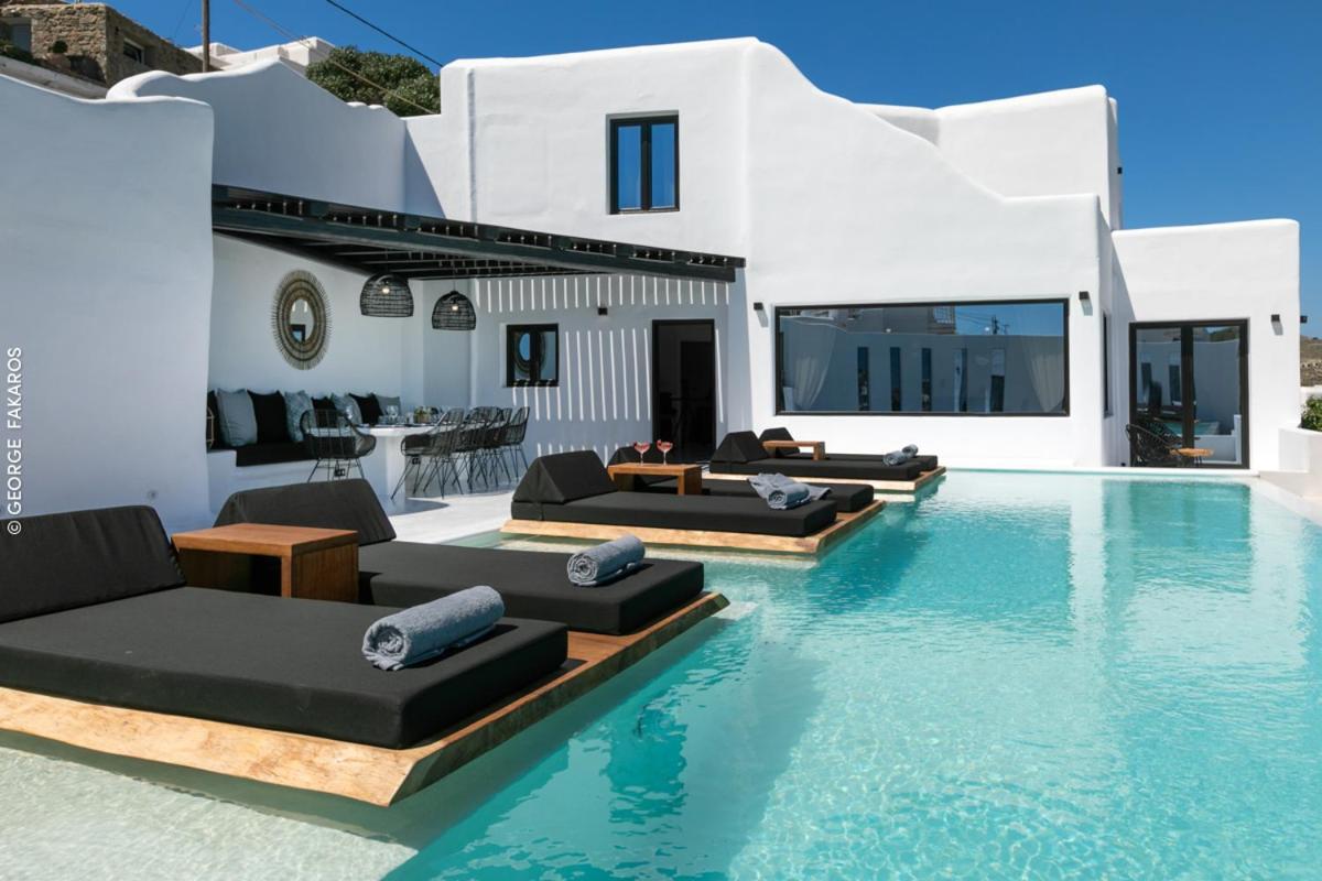 Villa Psarou Black Mykonos Town